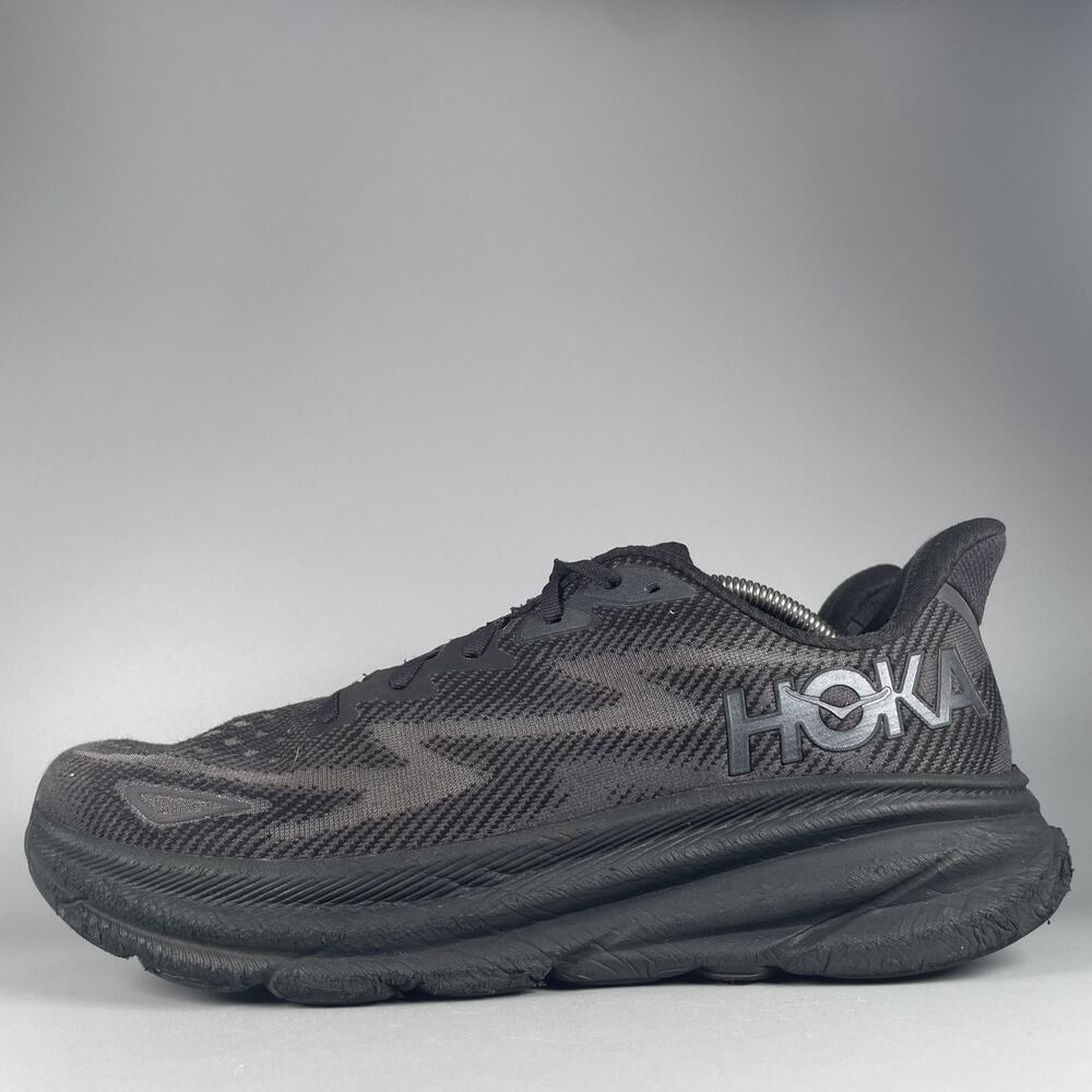 Hoka One One Clifton 9 Men's Size 12 D Black Running Shoes Athletic Sneaker EUC